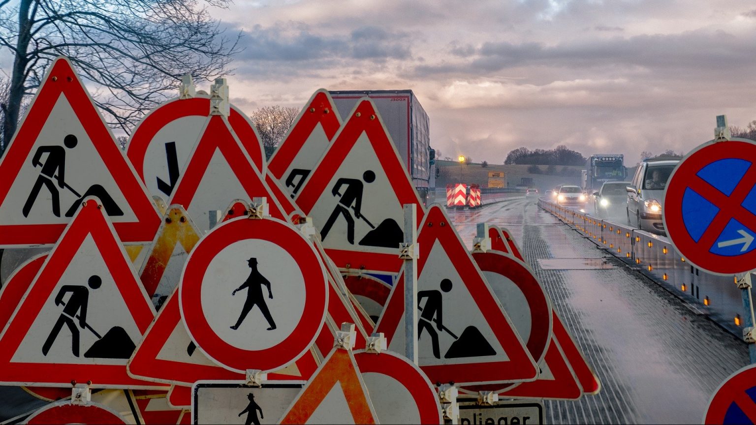 Sondernutzung Von öffentlichen Straßen, Wegen Und Plätzen · Amt Britz ...